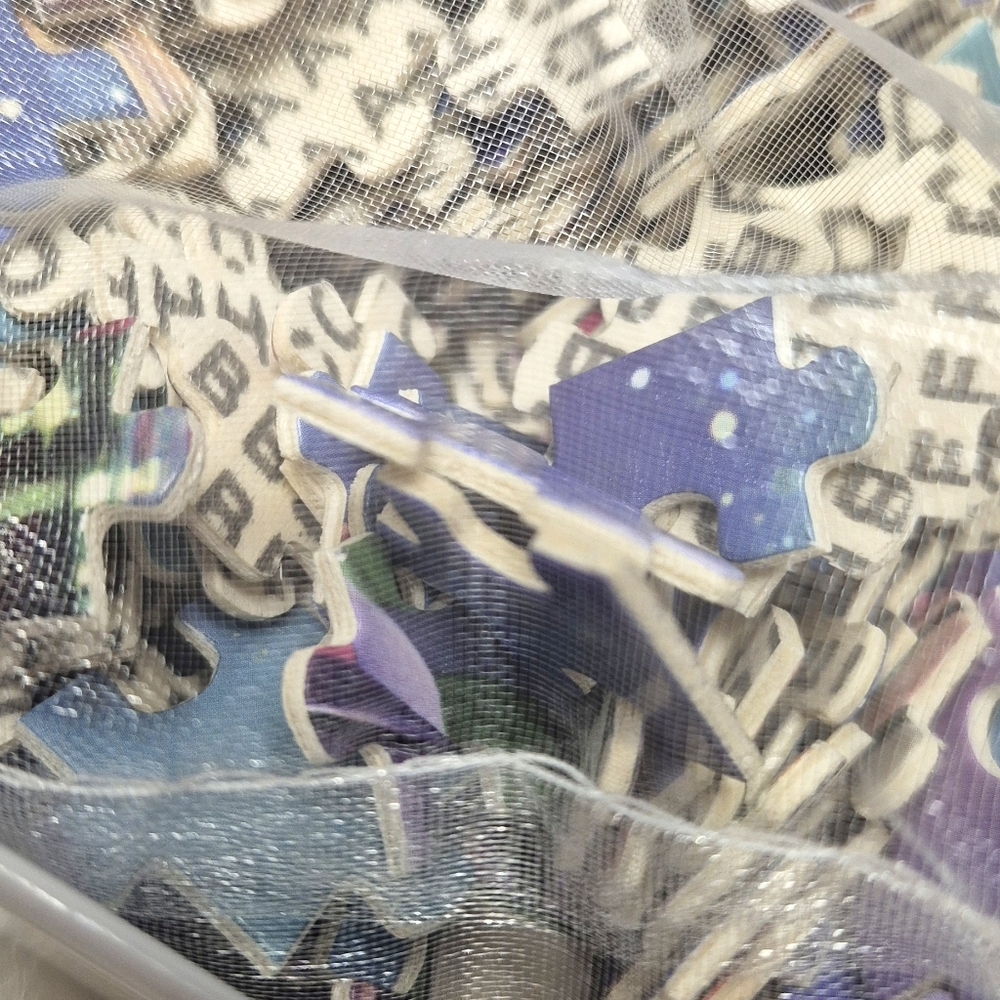 Christmas Wooden 1000 Pieces Puzzle - Picture 6 of 6